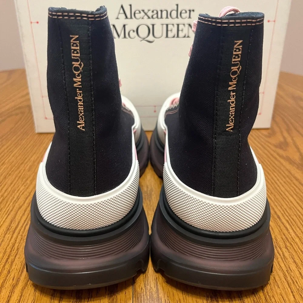Alexander McQueen Tread‎ Slick Boots